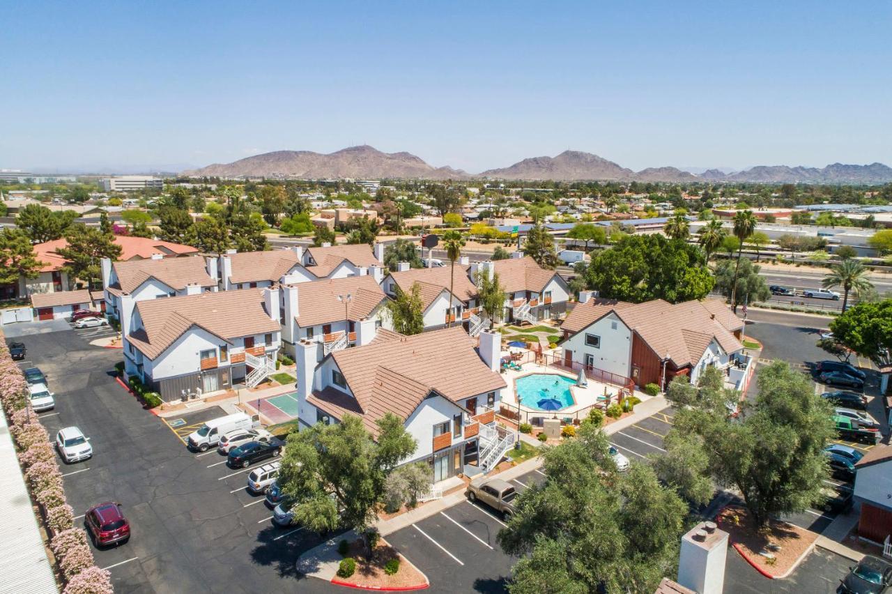Metro Phx Upstairs 2Bd Sleeps 6 Heated Pool No Pets Allowed Phoenix Eksteriør billede