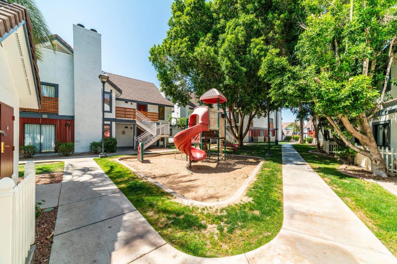 Metro Phx Upstairs 2Bd Sleeps 6 Heated Pool No Pets Allowed Phoenix Eksteriør billede
