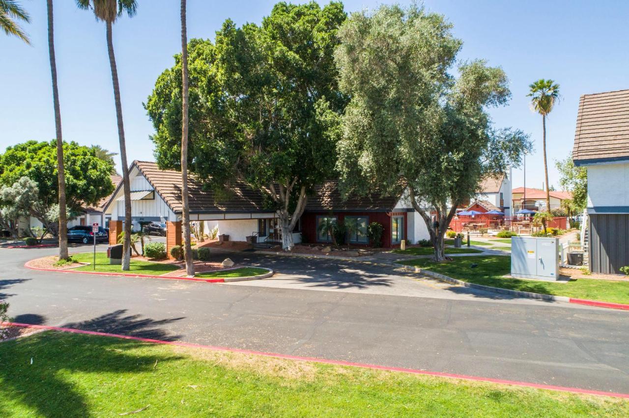 Metro Phx Upstairs 2Bd Sleeps 6 Heated Pool No Pets Allowed Phoenix Eksteriør billede