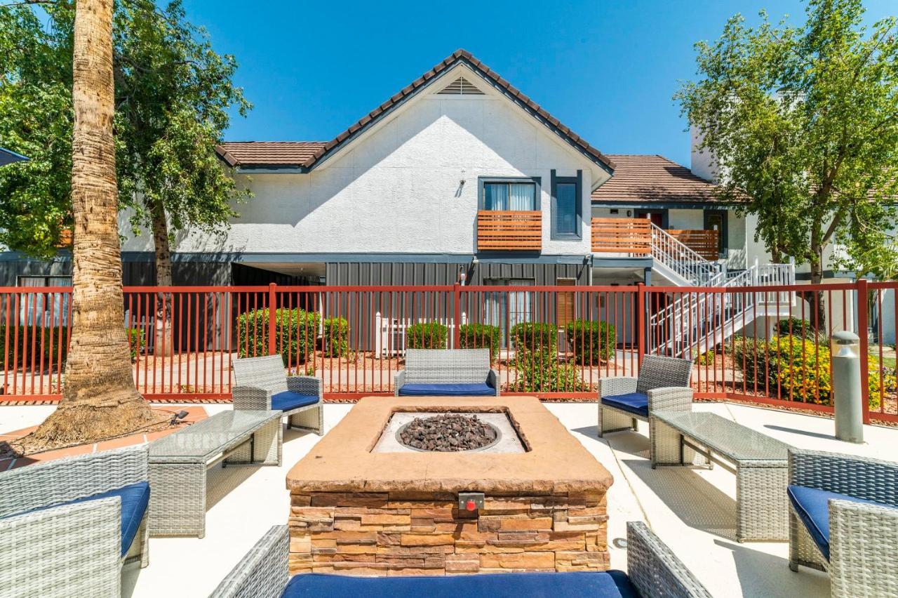 Metro Phx Upstairs 2Bd Sleeps 6 Heated Pool No Pets Allowed Phoenix Eksteriør billede